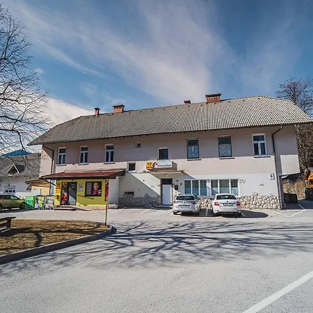 Center Zgornje Jezersko