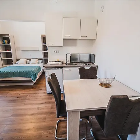 Center Apartman